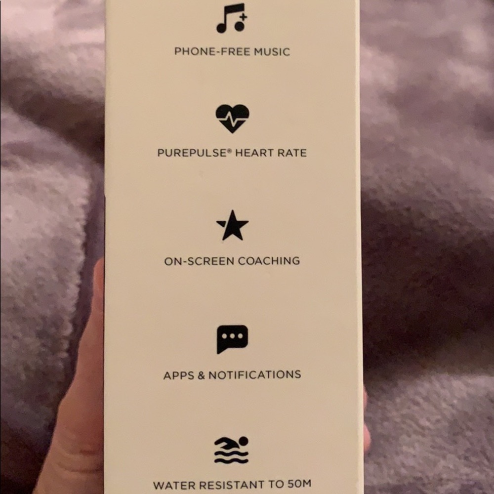 Fitbit Versa - image 7